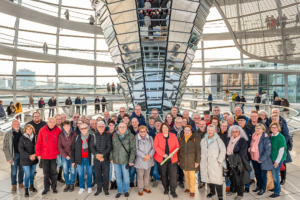 Pressemitteilung: Politische Entdeckungsreise: Das Sauerland trifft Berlin – 50 Personen erleben spannende Informationsfahrt