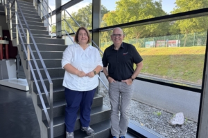 Innovative Verfahren aus dem Märkischen Kreis – Bettina Lugk besucht Firma fischer Hydroforming in Menden