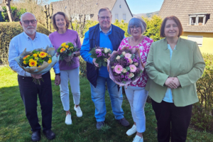 Engagement im Doppelpack – Blumenstrauß des Monats April geht an Dörte Kaul-Hentschel und Matthias Hentschel